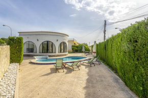 Superb villa with private pool in El Chaparral